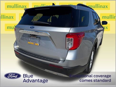 Used 2021 Ford Explorer XLT w/ Equipment Group 202A RWD image 4