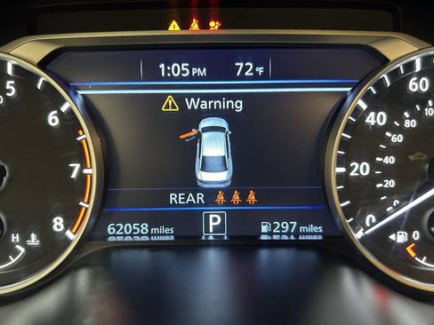 Used 2023 Nissan Altima 2.5 SV image 19