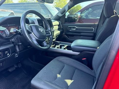 Used 2022 RAM 1500 Big Horn AWD/4WD image 3