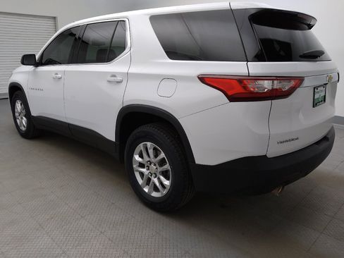 Used 2021 Chevrolet Traverse LS FWD image 5