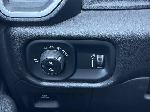 Used 2024 RAM 1500 Big Horn AWD/4WD image 21