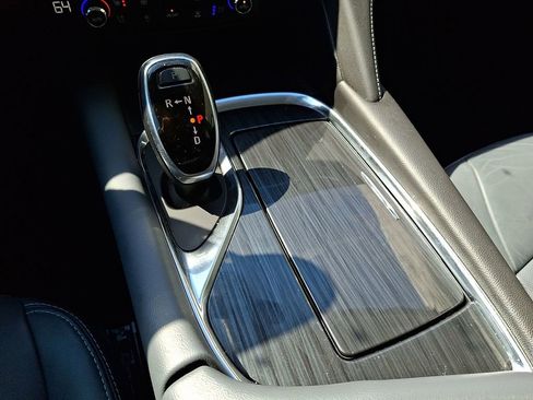 Used 2021 Buick Enclave Premium w/ Surround and Sites Package image 17