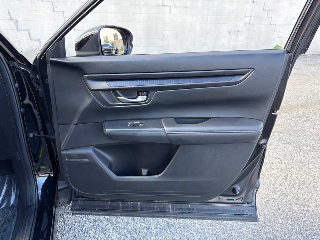Used 2023 Honda CR-V EX image 17