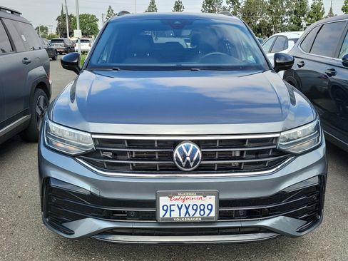 Used 2023 Volkswagen Tiguan SE R-Line FWD image 2