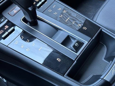 New 2026 Porsche Macan AWD/4WD image 26