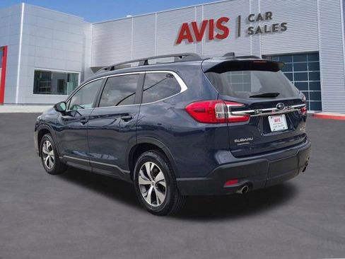 Used 2025 Subaru Ascent Premium AWD/4WD image 9