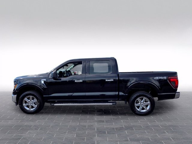 Used 2025 Ford F150 XLT w/ Equipment Group 301A Standard AWD/4WD image 4