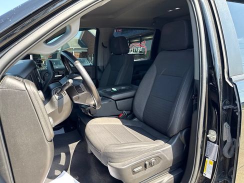 Used 2022 Chevrolet Silverado 3500 LT w/ Convenience Package AWD/4WD image 2