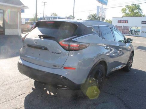 Used 2024 Nissan Murano SV w/ SV Midnight Edition Package image 12