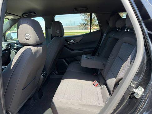 Used 2026 Chevrolet Equinox LT FWD image 41