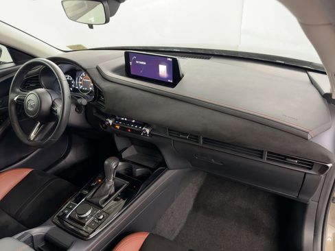 Used 2024 MAZDA CX-30 Carbon image 36