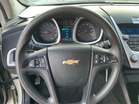 Used 2013 Chevrolet Equinox LS image 16