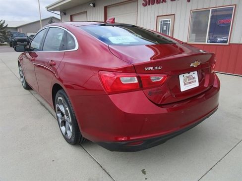 Used 2024 Chevrolet Malibu LT image 9