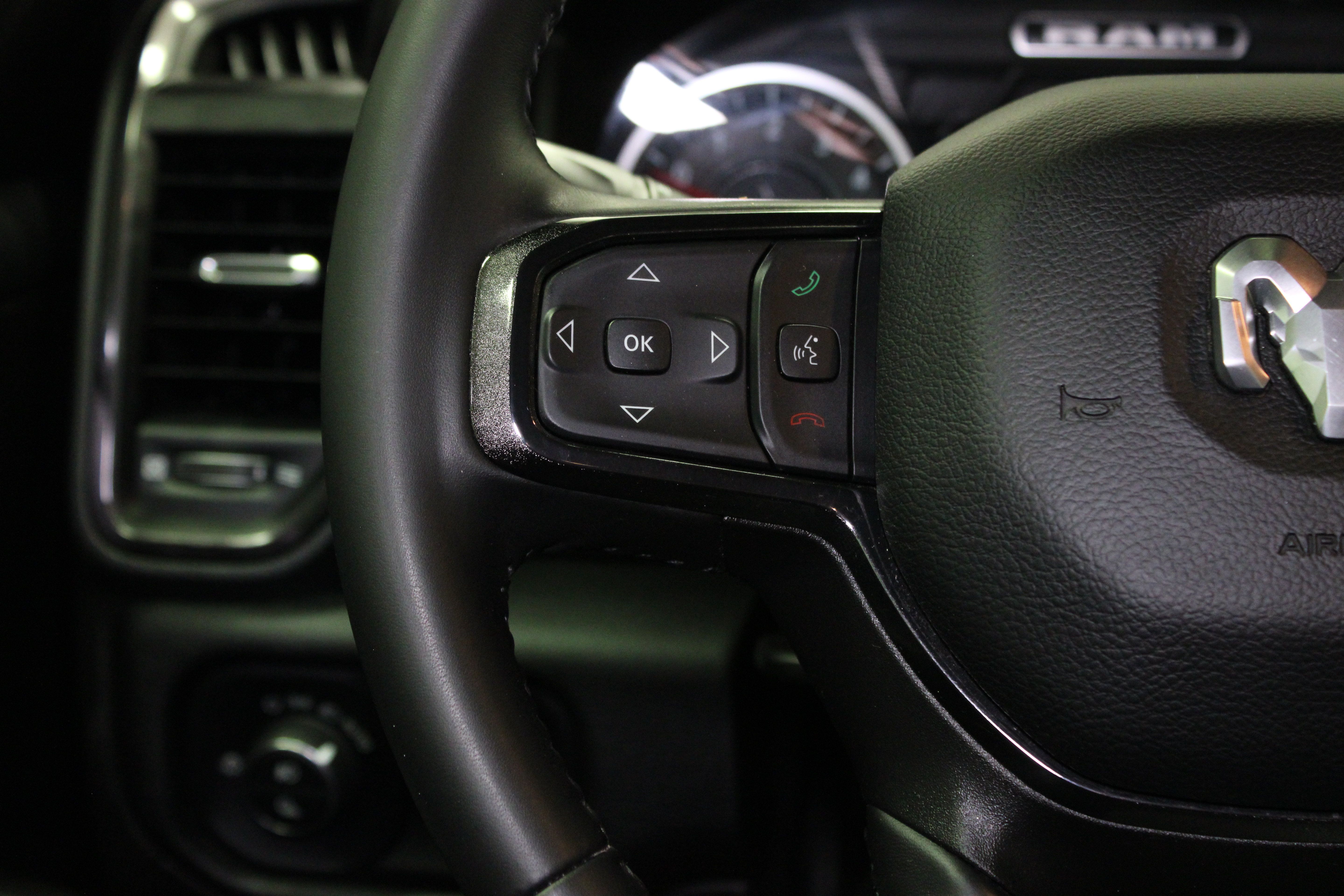 Used 2022 RAM 1500 Big Horn w/ Built-to-serve Edition AWD/4WD image 33