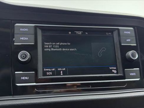 Used 2020 Volkswagen Jetta SE w/ SE Cold Weather Package FWD image 34