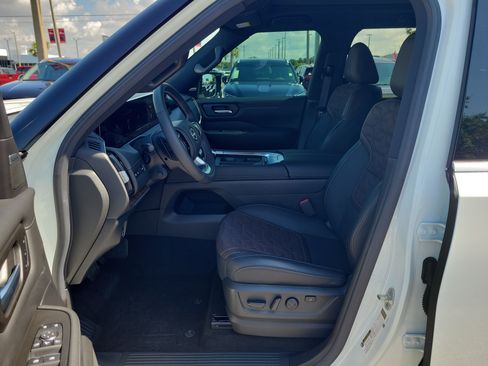 Certified 2025 Nissan Armada Platinum Reserve RWD image 14