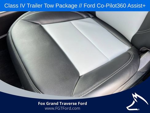 Certified 2023 Ford Explorer XLT w/ Equipment Group 202A AWD/4WD image 12