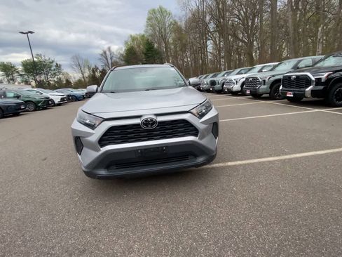 Used 2019 Toyota RAV4 LE w/ All Weather Liner Package AWD/4WD image 3