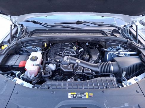 Used 2024 Jeep Grand Cherokee L Laredo image 28