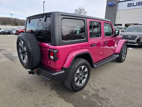 Used 2022 Jeep Wrangler Unlimited Sahara w/ Cold Weather Group image 5