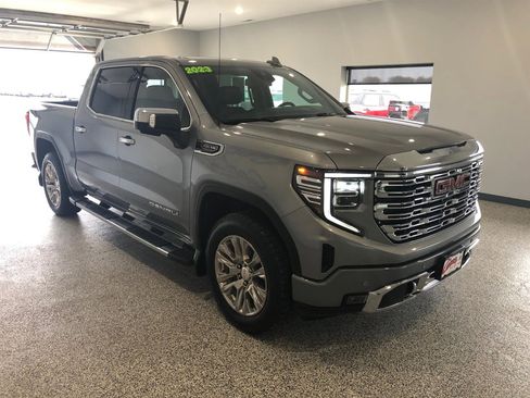 Used 2023 GMC Sierra 1500 Denali image 2