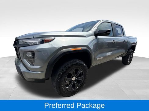 Used 2023 GMC Canyon Elevation w/ Convenience Package AWD/4WD image 5