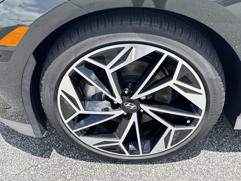Certified 2023 Hyundai Ioniq 6 Limited RWD image 11