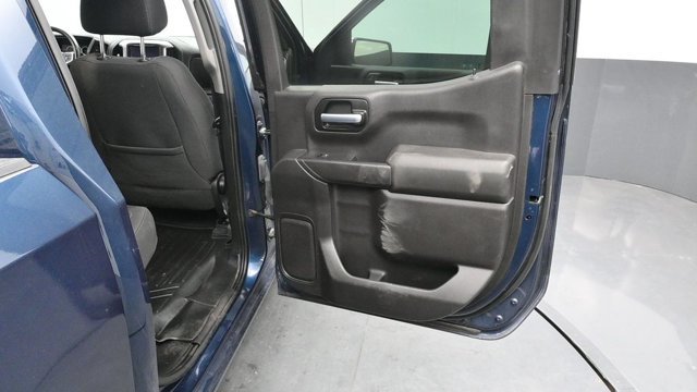 Used 2021 Chevrolet Silverado 1500 LT AWD/4WD image 15