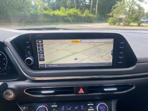 Used 2020 Hyundai Sonata Limited FWD image 27