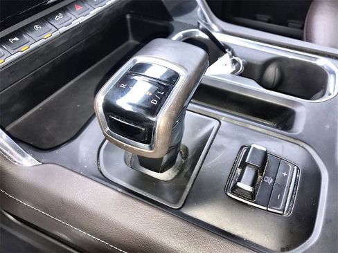 Used 2024 GMC Sierra 1500 Denali w/ Denali Reserve Package image 20