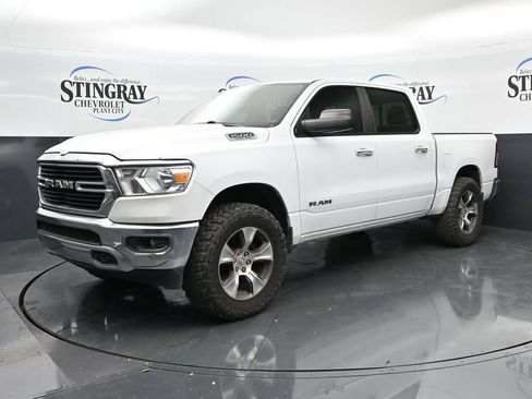 Used 2020 RAM 1500 Big Horn AWD/4WD image 3