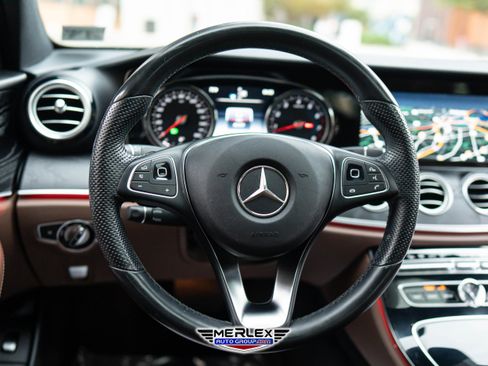 Used 2017 Mercedes-Benz E 300 image 23