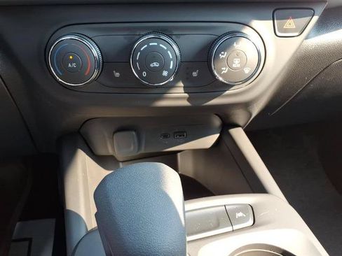 New 2026 Chevrolet Trax LS w/ LS Convenience Package FWD image 23