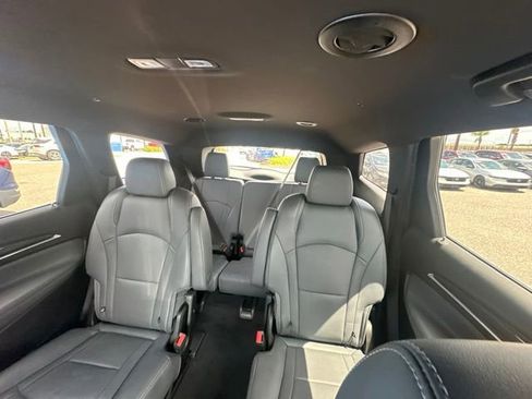 Used 2023 Buick Enclave Essence FWD image 26