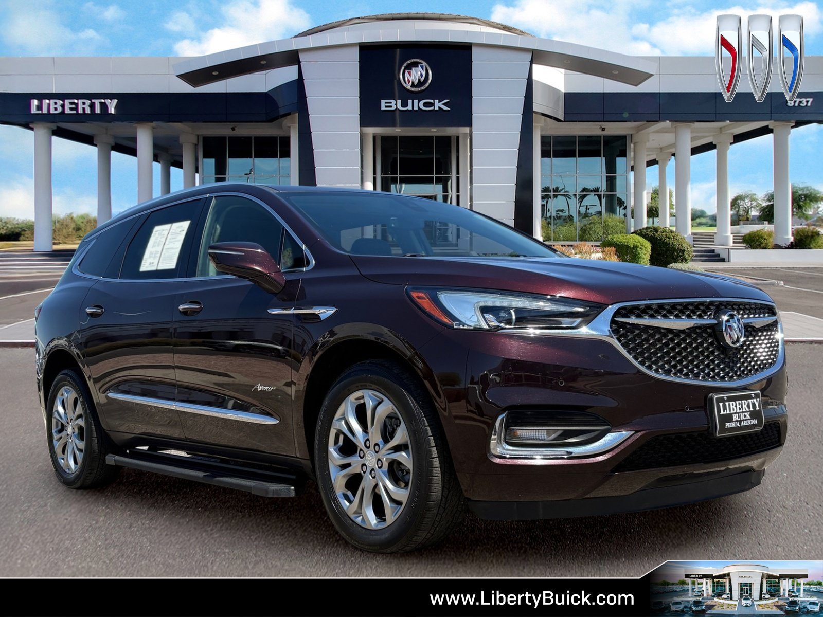 Used 2021 Buick Enclave Avenir AWD/4WD image 1