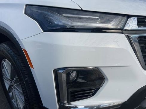 Used 2023 Chevrolet Traverse LT image 27