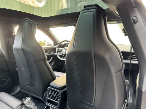 Used 2025 Porsche Taycan w/ Premium Package RWD image 38