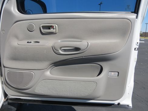 Used 2006 Toyota Tundra Limited image 28