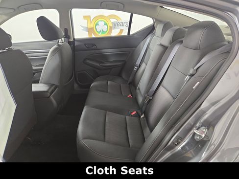 Used 2024 Nissan Altima 2.5 SV image 12