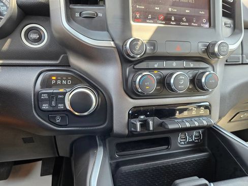 Used 2020 RAM 1500 Big Horn AWD/4WD image 27