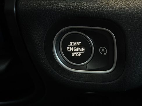 Used 2021 Mercedes-Benz GLE 350 4MATIC image 22