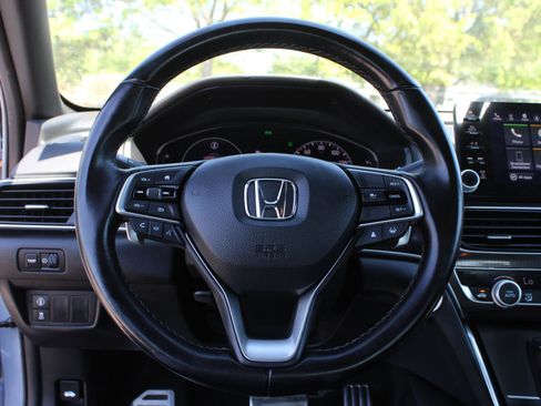 Used 2022 Honda Accord Sport image 9