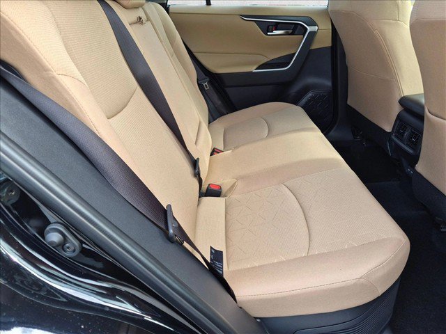 Certified 2025 Toyota RAV4 XLE AWD/4WD image 17