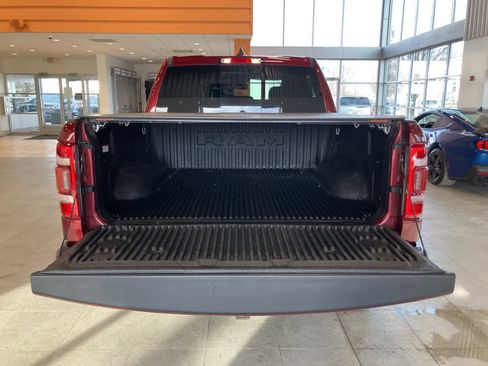 Used 2019 RAM 1500 Laramie image 32