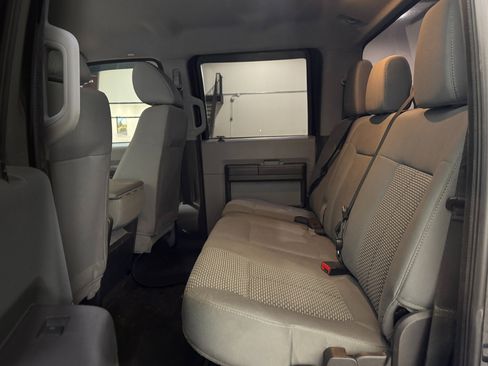 Used 2014 Ford F250 XL w/ Power Equipment Group image 6