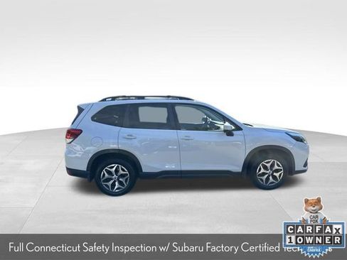 Certified 2023 Subaru Forester Premium AWD/4WD image 9