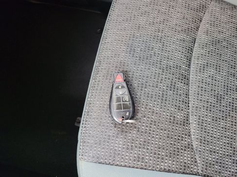 Used 2018 RAM 1500 Big Horn image 32