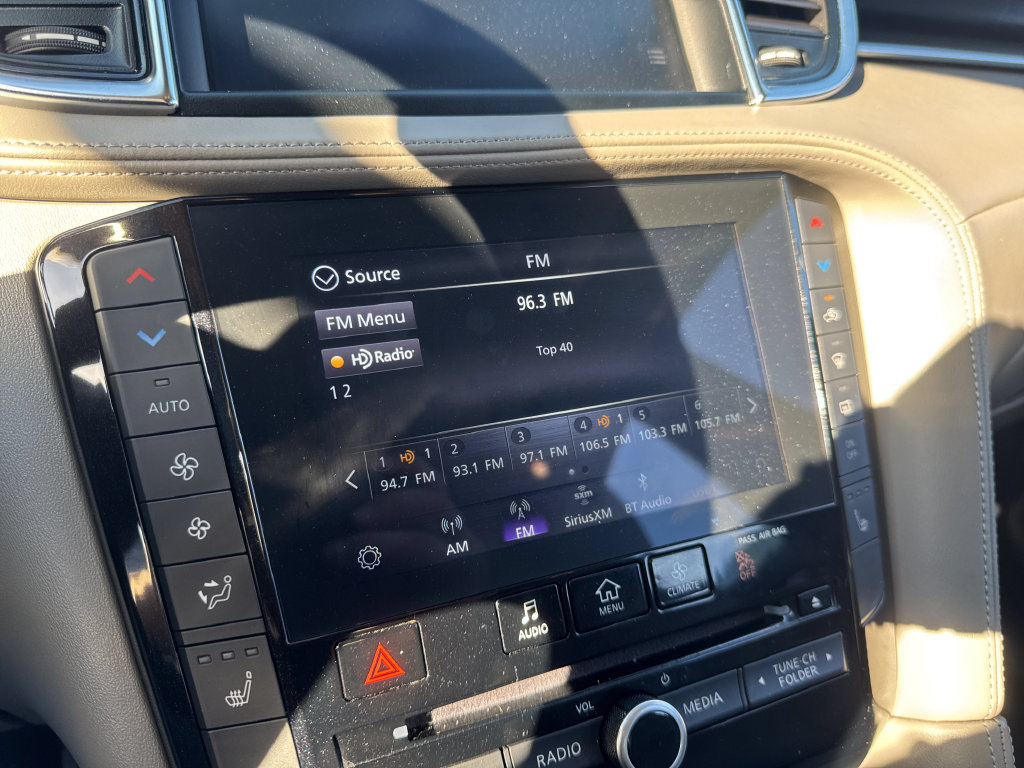 Certified 2023 INFINITI QX50 Luxe AWD/4WD image 37