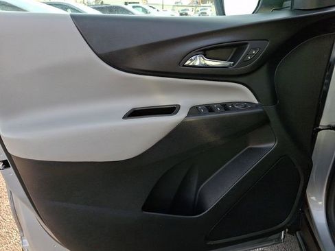 Certified 2024 Chevrolet Equinox LS w/ LS Convenience Package image 13