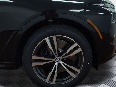 New 2026 BMW X7 xDrive40i w/ M Sport Package image 11